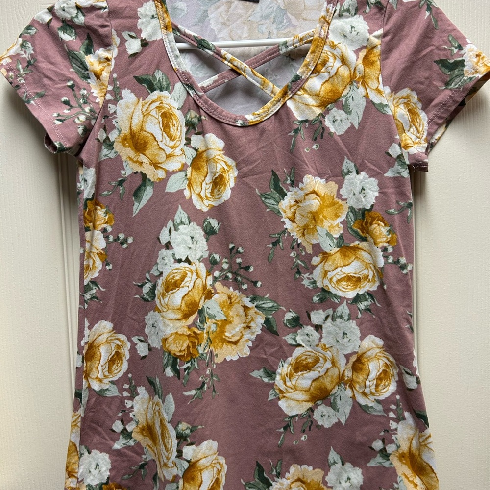 Floral Print Women's Top - Yellow and White on Mauve